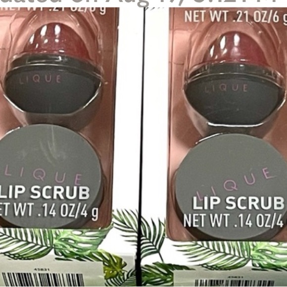 New 2 pack of lip balm and lip scrubs LIQUE - Picture 1 of 2